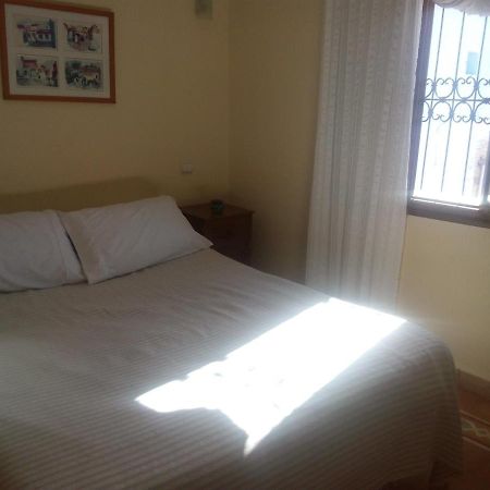 شفشاون Hostal Gernika المظهر الخارجي الصورة