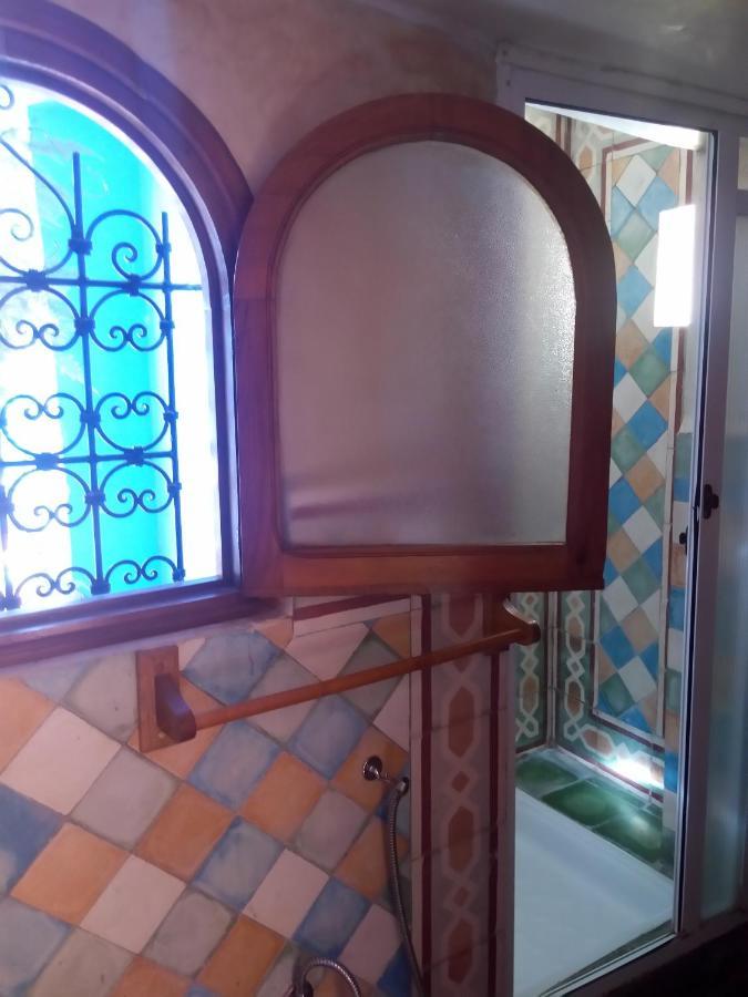 شفشاون Hostal Gernika المظهر الخارجي الصورة